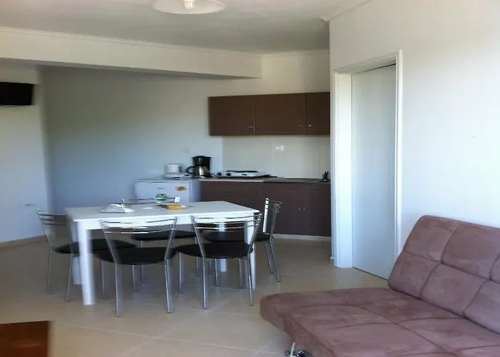 Fantasia Aparthotel 2*