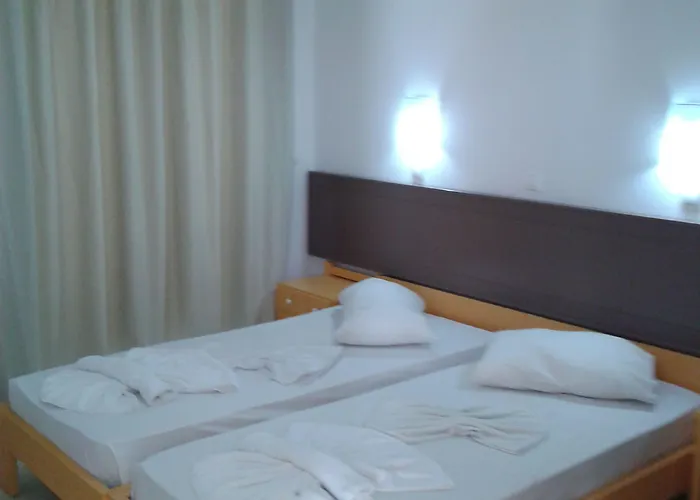 Aparthotel Fantasia 2*