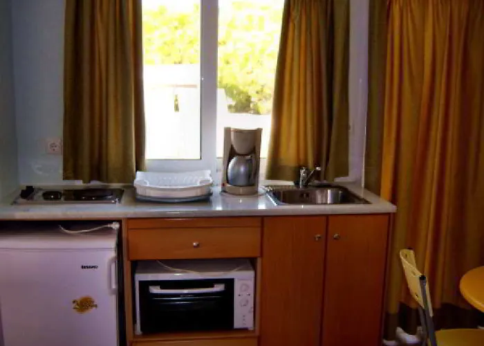 Aparthotel Fantasia 2*