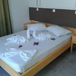 アパートホテル ファンタジア コス・タウン