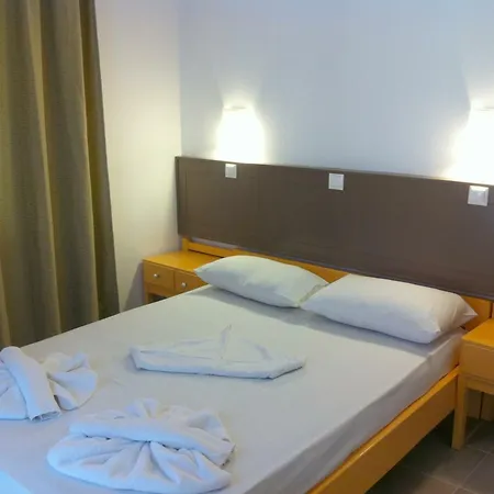 Fantasia Apartahotel 2*