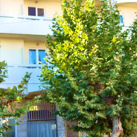 Aparthotel Fantasia 2*