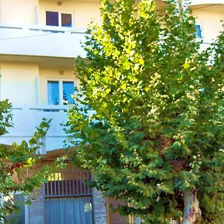 Aparthotel Fantasia 2*