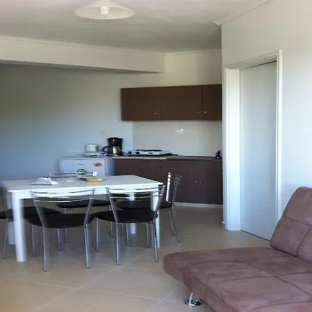 Fantasia Aparthotel 2*