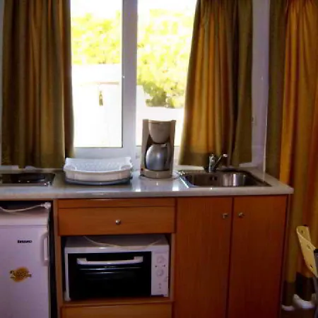 Aparthotel Fantasia 2*